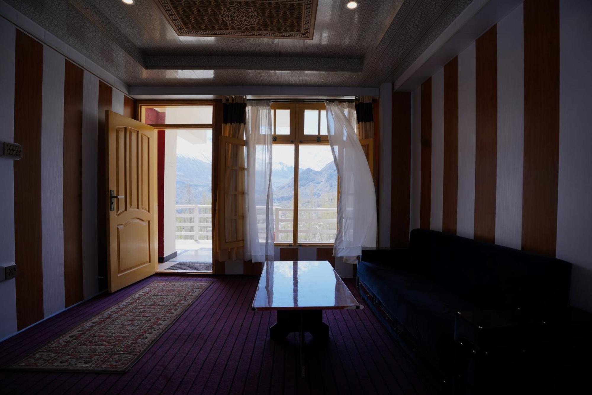 Hotel Hunza Elites By Orane Karimabad  Esterno foto